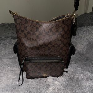 Coach purse and wristlet